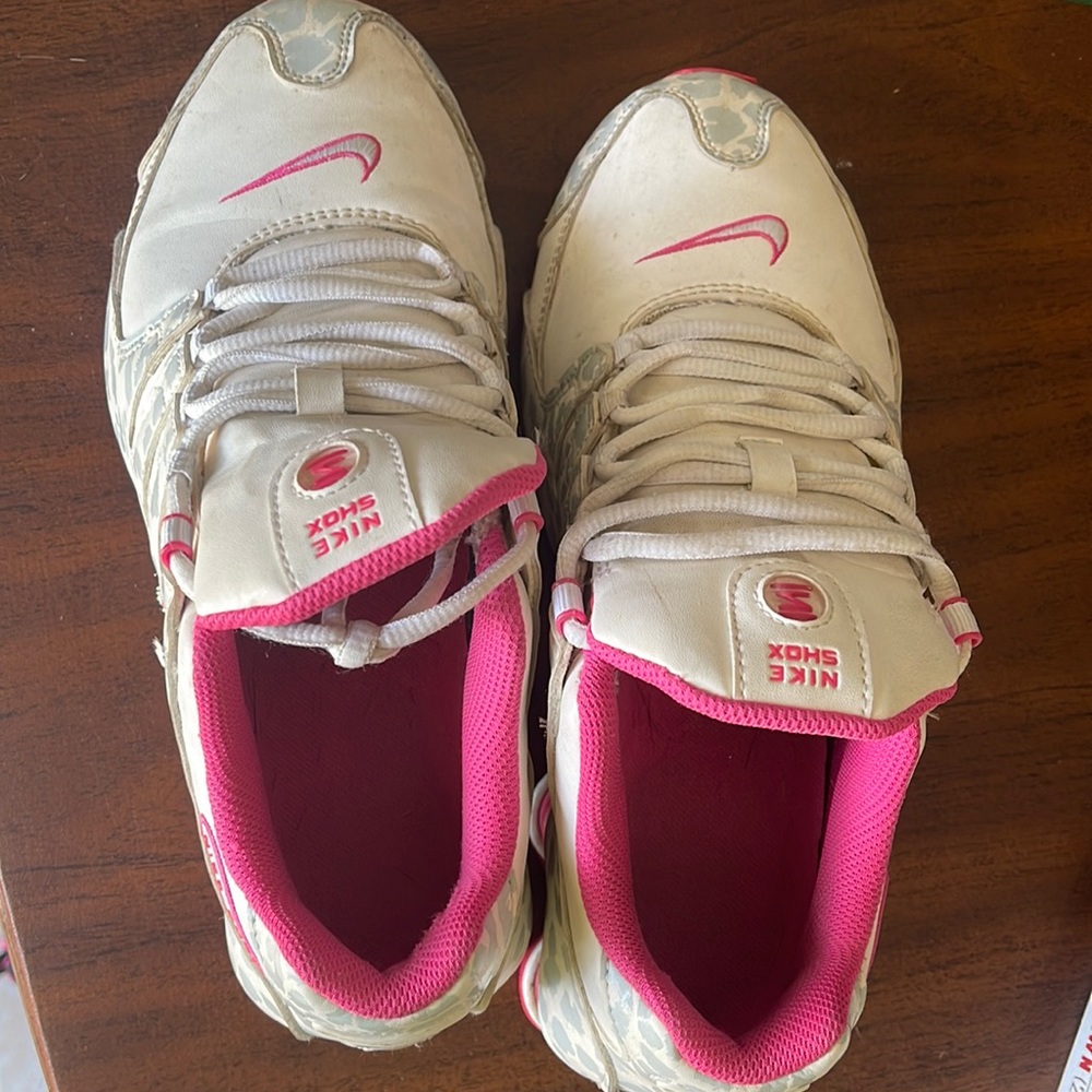 Leopard print Nike Shox